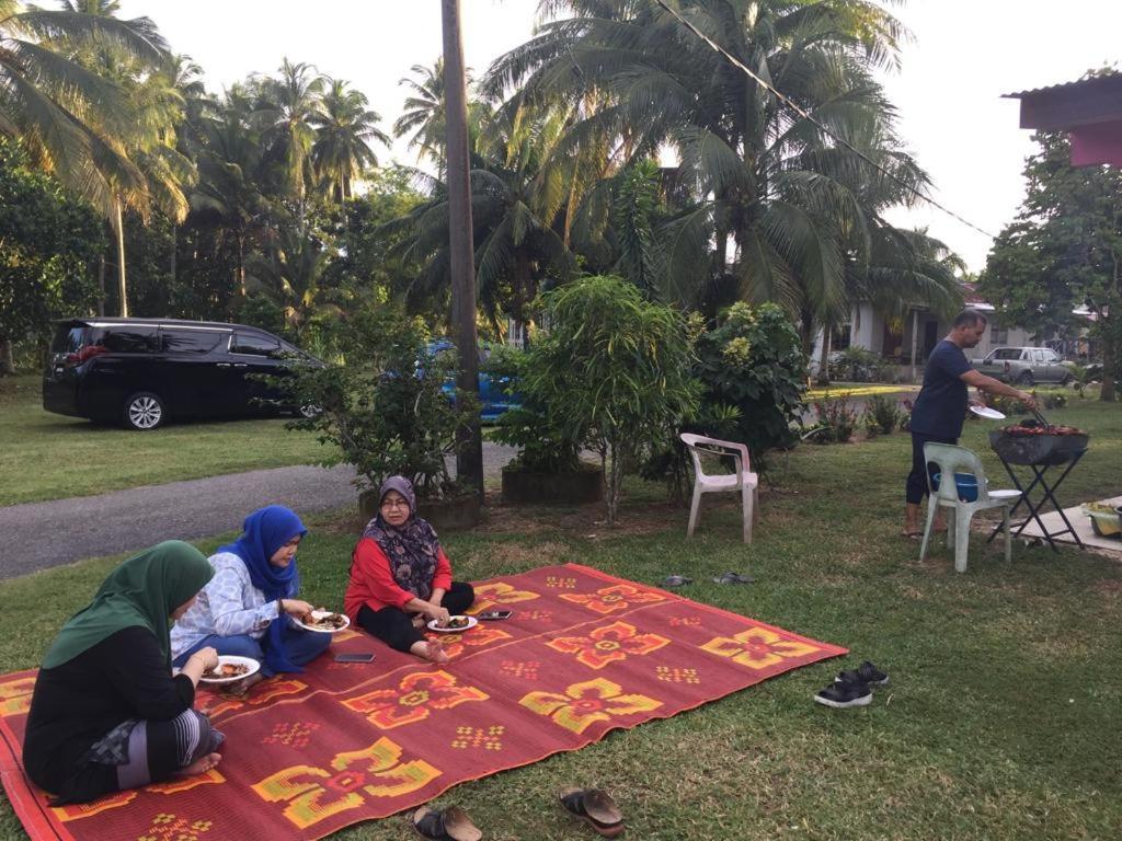 Seri Pengkalan Homestay Bachok Esterno foto