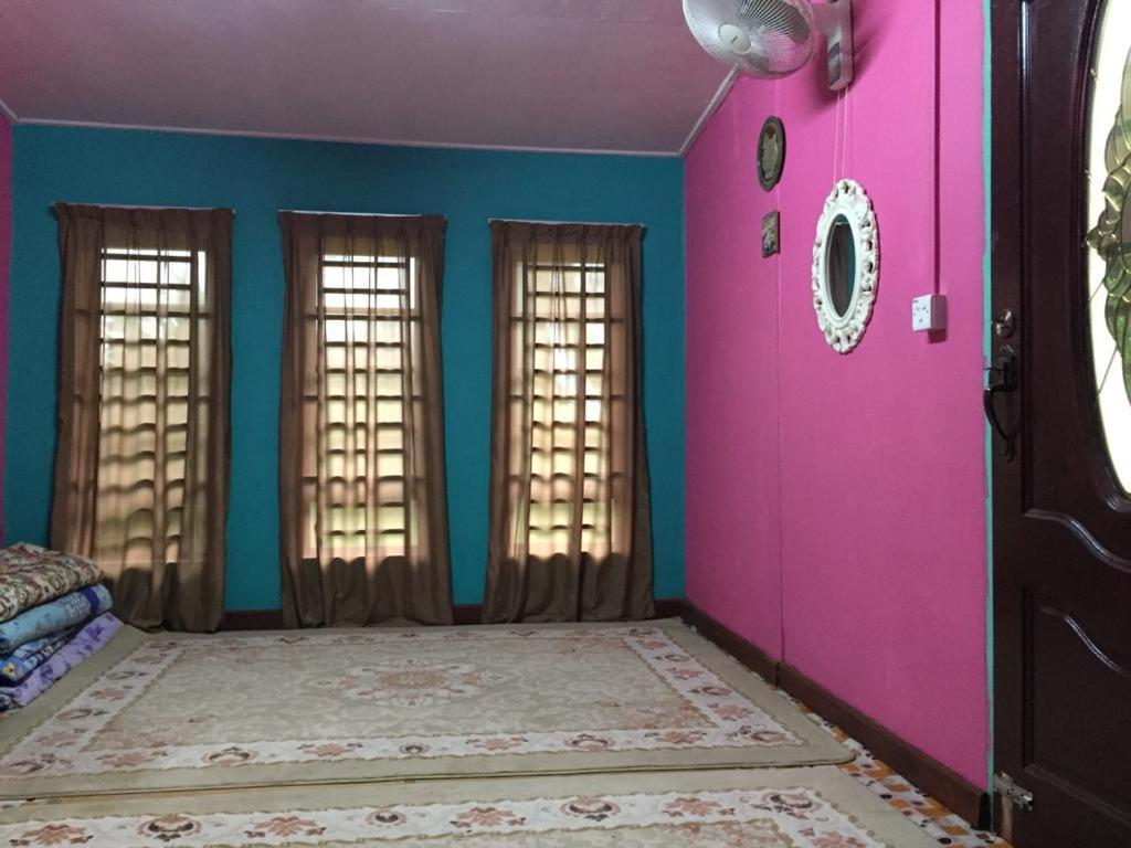 Seri Pengkalan Homestay Bachok Esterno foto